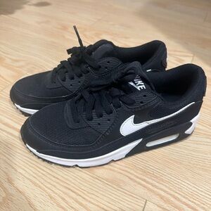 Nike Air Max 90 Sneakers - Like New